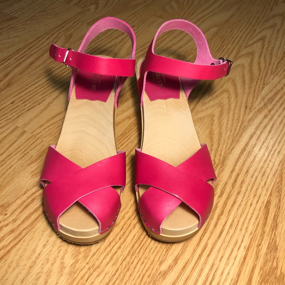 Swedish Hasbeens Clogs size 37